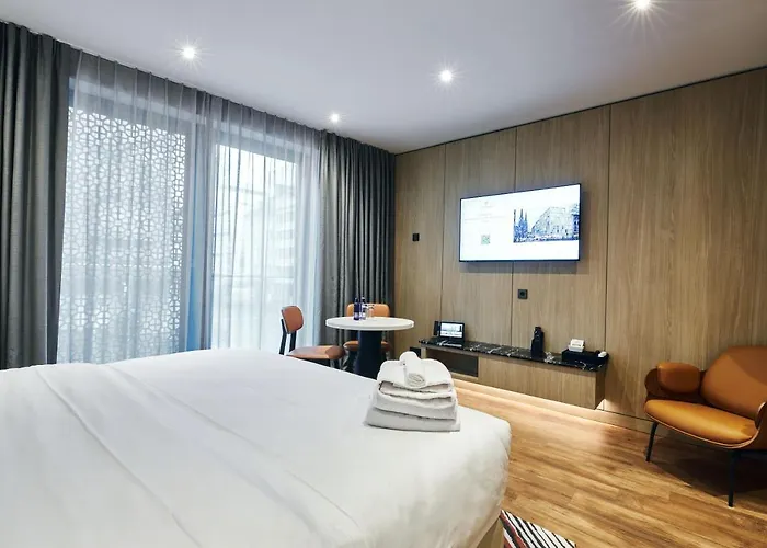 Fourty Three Luxury Serviced 5* דיסלדורף