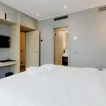 Aparthotel Fourty Three Luxury Serviced 5*