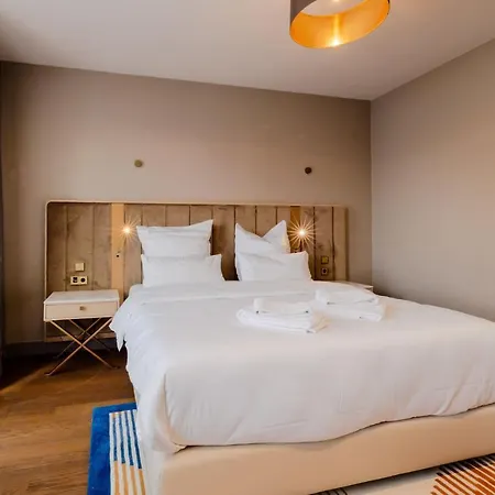 Apartmanhotel Fourty Three Luxury Serviced