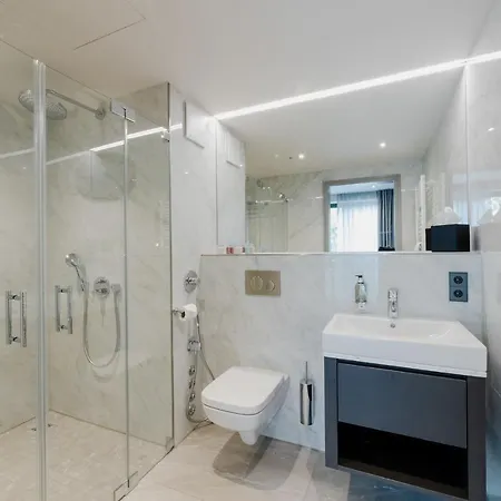 Fourty Three Luxury Serviced デュッセルドルフ