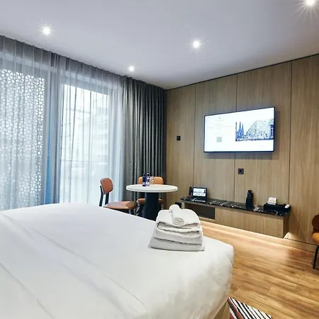 Fourty Three Luxury Serviced 5* 杜塞尔多夫