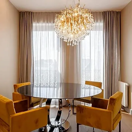 Apartmanhotel Fourty Three Luxury Serviced 5*