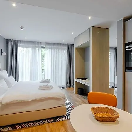 Fourty Three Luxury Serviced Apartmanhotel 5*
