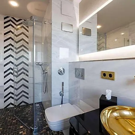 Fourty Three Luxury Serviced