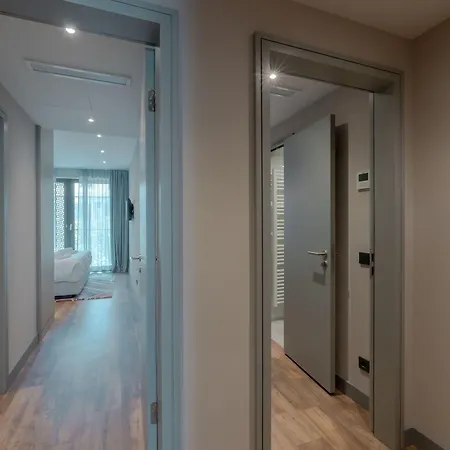 Fourty Three Luxury Serviced 5* Dusseldorf