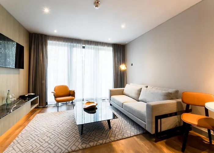 Fourty Three Luxury Serviced 5*