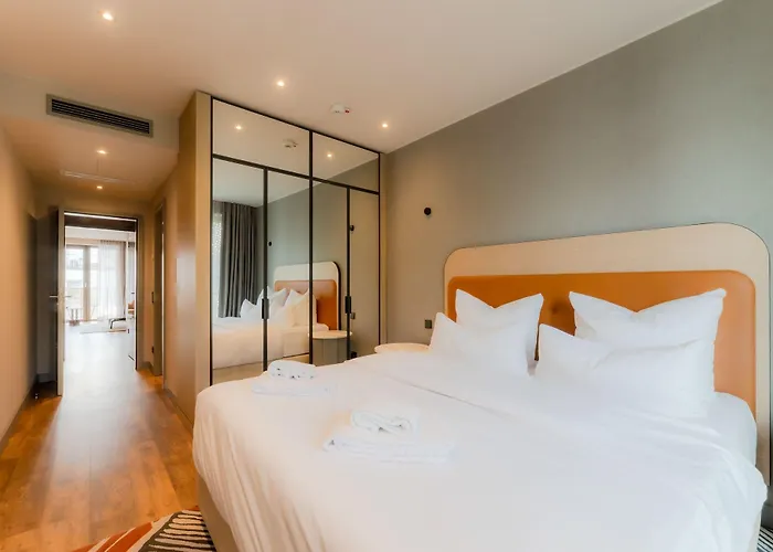 Fourty Three Luxury Serviced Aparthotel 5*