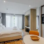 Aparthotel Fourty Three Luxury Serviced 5*