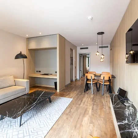 Appart hôtel Fourty Three Luxury Serviced 5*