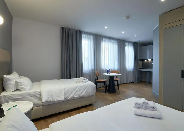 Fourty Three Luxury Serviced